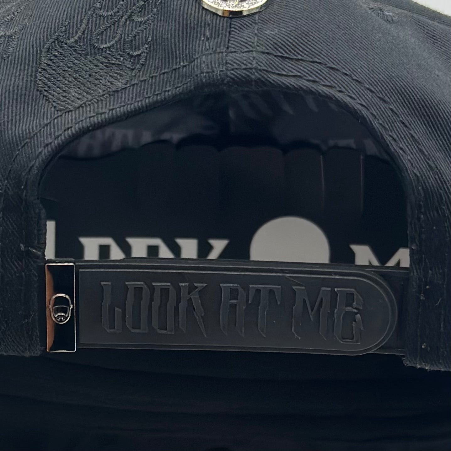 Gorra B Mitad Barbas